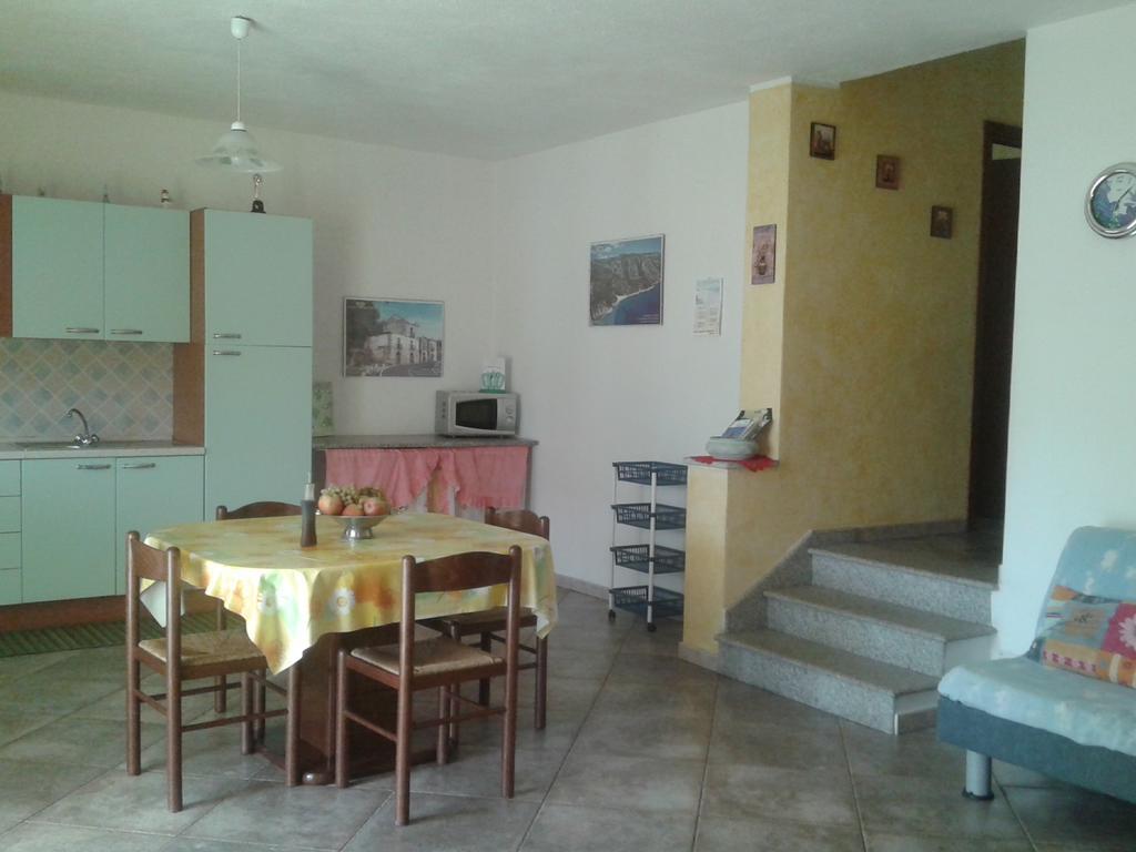 Appartamento Sa Funtana Кардеду Номер фото